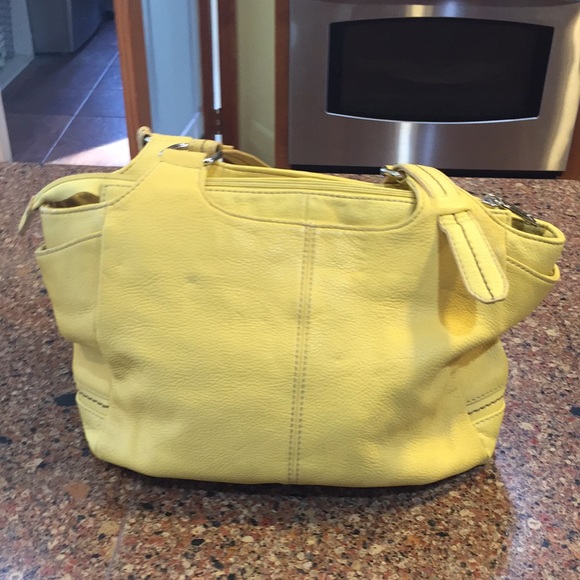 *****PRICE DROP***   THE SAK LEATHER SHOULDER BAG - Picture 2 of 9